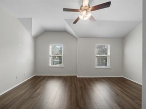 131 N Villa Oaks Drive, The Woodlands TX 77382