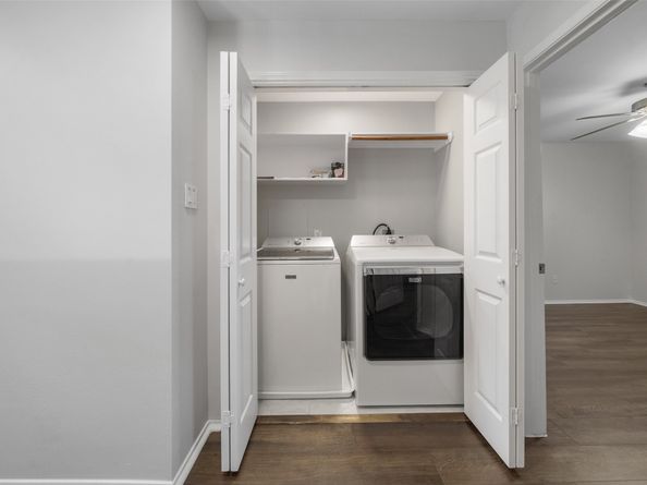 131 N Villa Oaks Drive, The Woodlands TX 77382