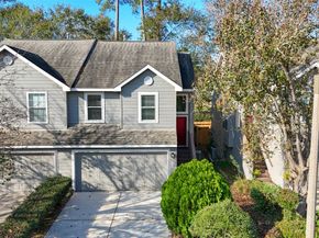 131 N Villa Oaks Drive, The Woodlands TX 77382