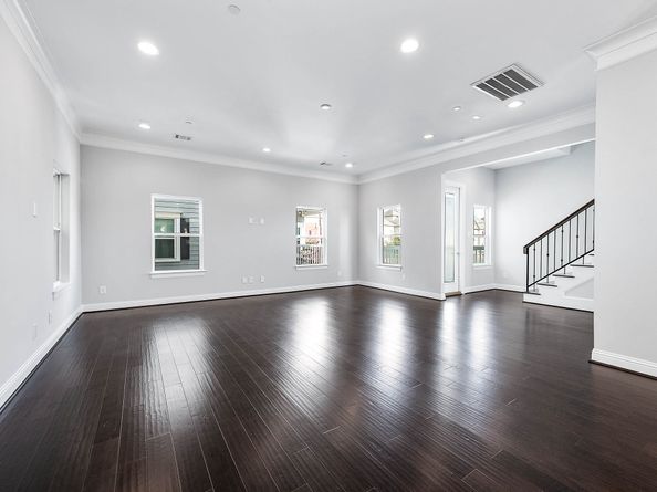 2524 Hutchins Street, Houston TX 77004