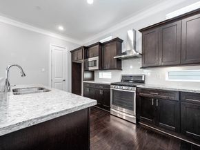 2524 Hutchins Street, Houston TX 77004