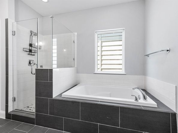 2524 Hutchins Street, Houston TX 77004