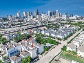 2524 Hutchins Street, Houston TX 77004