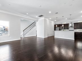 2524 Hutchins Street, Houston TX 77004