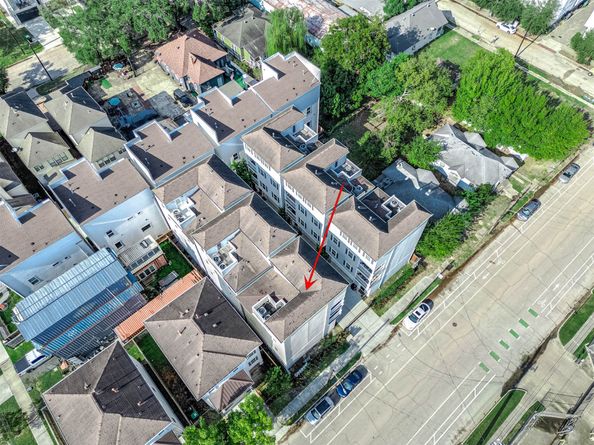 2524 Hutchins Street, Houston TX 77004