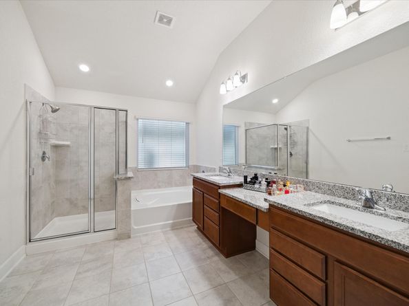 15711 Holloway Creek Court, Houston TX 77044