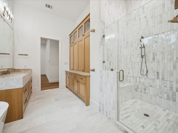 830 Azalea Street, Houston TX 77018