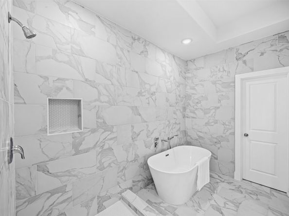 6721 Saint Augustine Street, Houston TX 77021