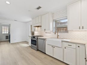 6249 Overbrook Lane, Houston TX 77057