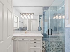 6249 Overbrook Lane, Houston TX 77057