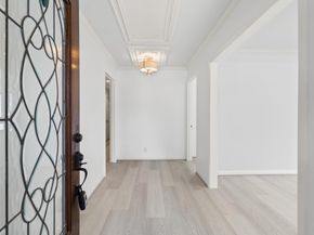 6249 Overbrook Lane, Houston TX 77057