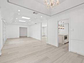 6249 Overbrook Lane, Houston TX 77057