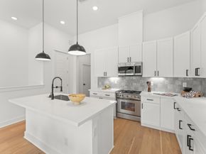 1002 Tuskegee Heights Lane, Houston TX 77091