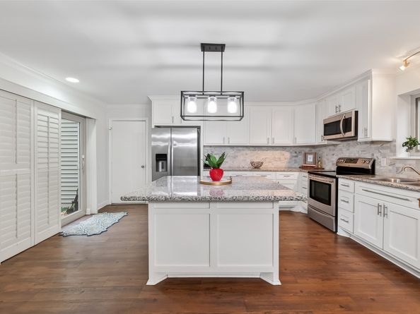 1353 Chardonnay Drive, Houston TX 77077