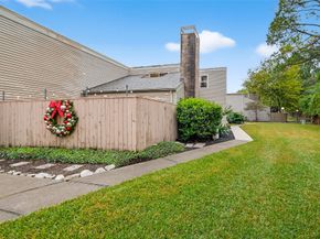 1353 Chardonnay Drive, Houston TX 77077