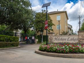 8822 Lakeshore Terrace Drive, Houston TX 77080
