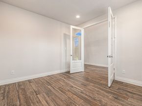 211 Painted Trillium Drive, Conroe TX 77304