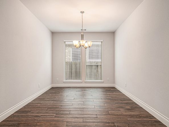 211 Painted Trillium Drive, Conroe TX 77304