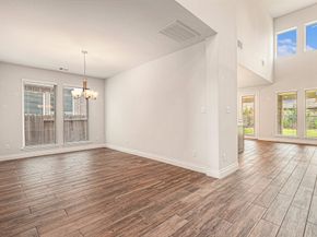 211 Painted Trillium Drive, Conroe TX 77304