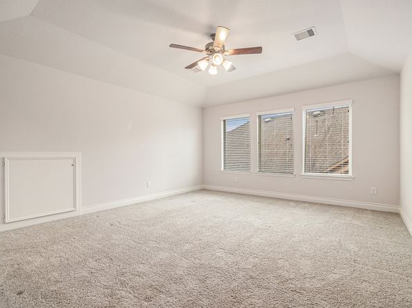 211 Painted Trillium Drive, Conroe TX 77304