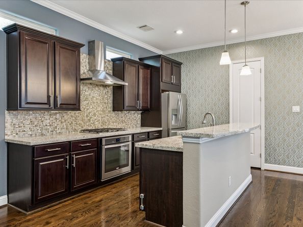 1113 W 18th Street B, Houston TX 77008