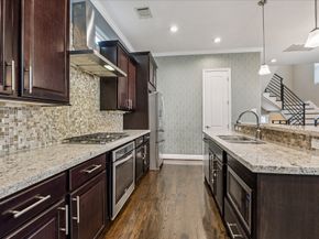 1113 W 18th Street B, Houston TX 77008