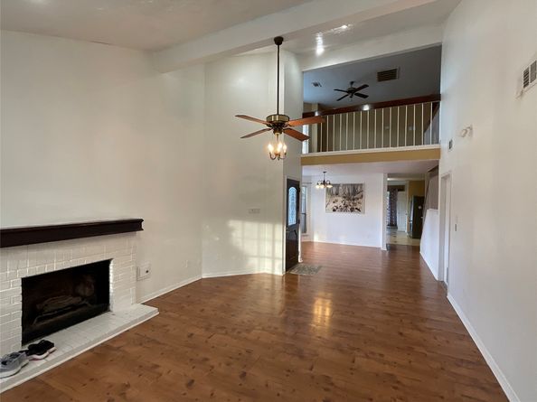 3103 Ashford Bend Drive, Houston TX 77082