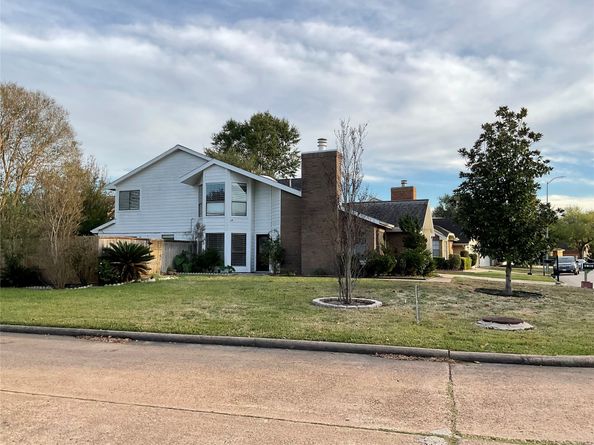 3103 Ashford Bend Drive, Houston TX 77082