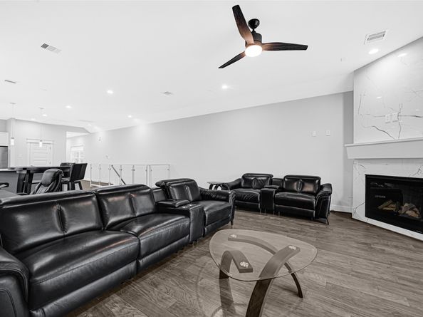 6118 Truro Street, Houston TX 77007