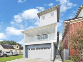 6118 Truro Street, Houston TX 77007