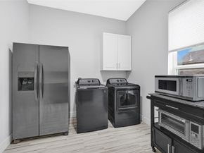 6118 Truro Street, Houston TX 77007