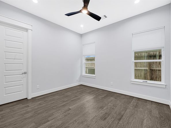 6118 Truro Street, Houston TX 77007