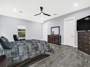 6118 Truro Street, Houston TX 77007