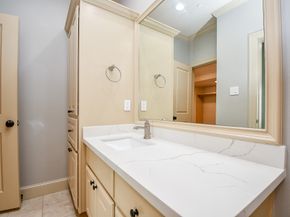 1320 Lake Pointe Parkway, Sugar Land TX 77478