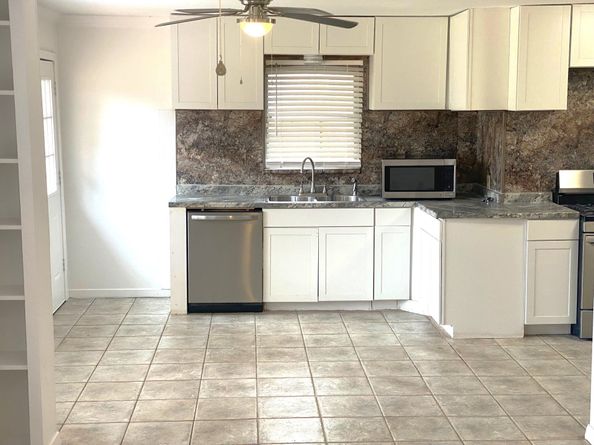 2902 Broadmead Drive, Houston TX 77025