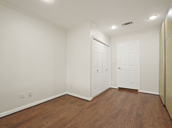 4526 Benning Drive, Houston TX 77035