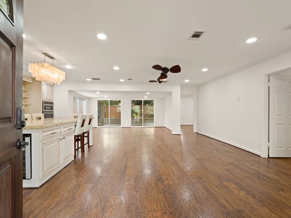 4526 Benning Drive, Houston TX 77035