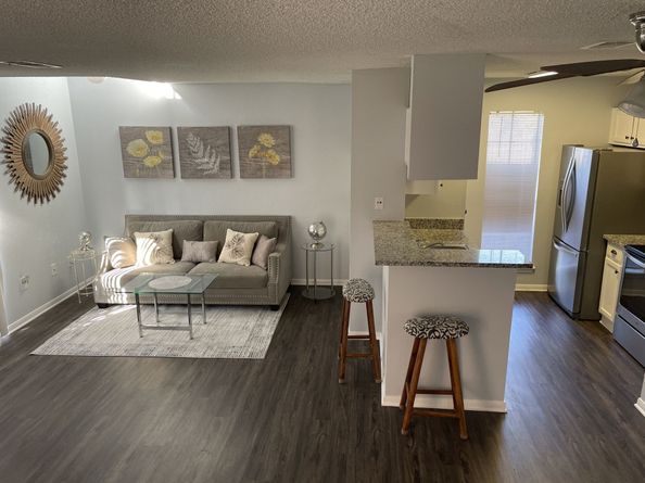 3770 Lovers Wood Lane 1010, Houston TX 77014
