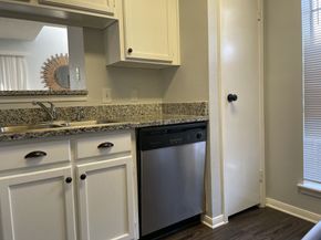 3770 Lovers Wood Lane 1010, Houston TX 77014