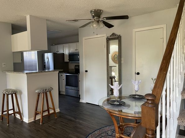 3770 Lovers Wood Lane 1010, Houston TX 77014