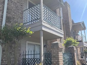 3770 Lovers Wood Lane 1010, Houston TX 77014