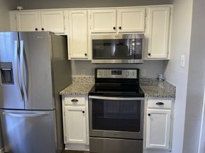 3770 Lovers Wood Lane 1010, Houston TX 77014