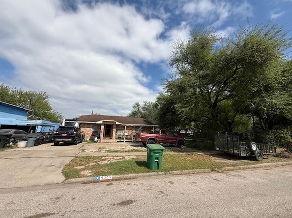 4334 Spring Valley Road, Houston TX 77041