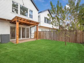818 E 24th Street, Houston TX 77009