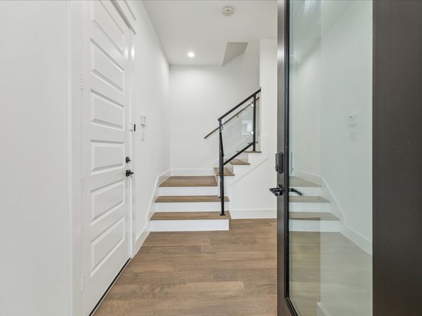 818 E 24th Street, Houston TX 77009