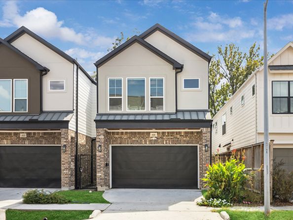 818 E 24th Street, Houston TX 77009