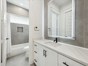 818 E 24th Street, Houston TX 77009