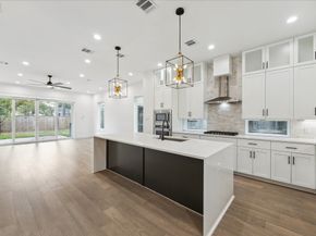 818 E 24th Street, Houston TX 77009