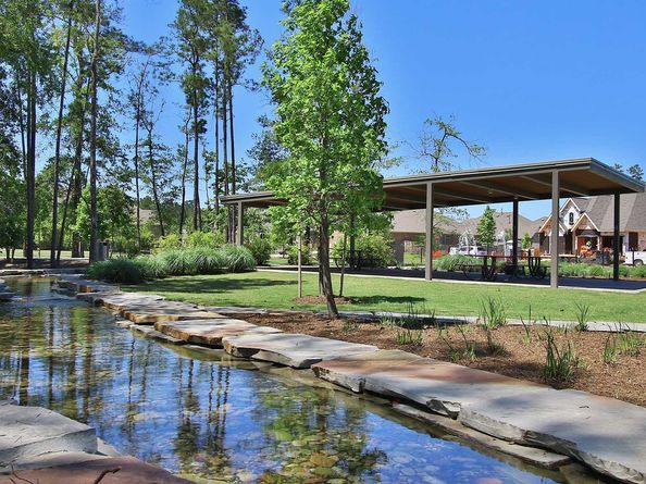 214 Sierra Stream Lane, Conroe TX 77304