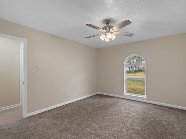 335 Haymarket Lane, Houston TX 77015